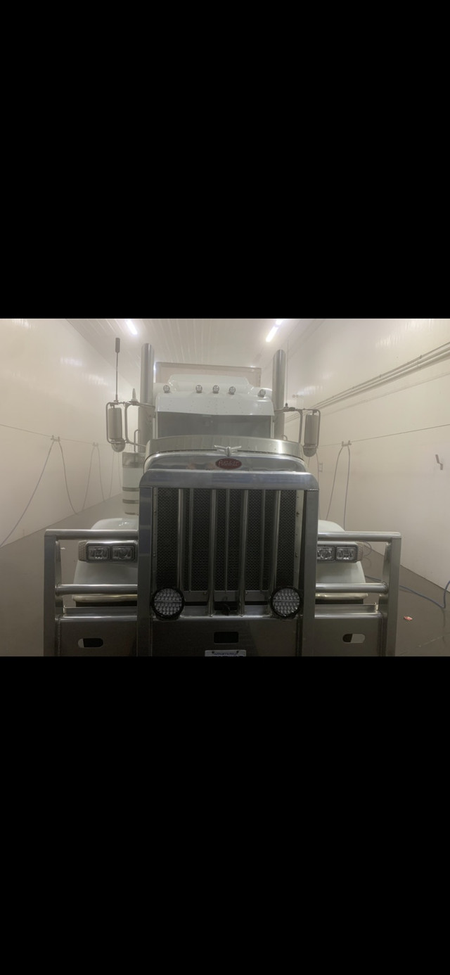 389 long nose, Peterbilt in Heavy Trucks in Calgary - Image 4