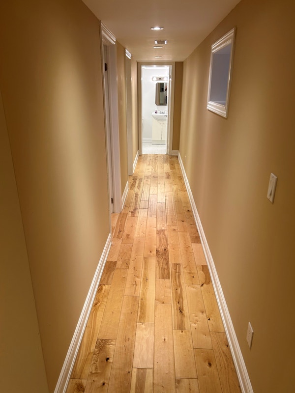 A MODERN 2 BEDROOM BASEMENT APARTMENT FOR RENT IN WEST TORONTO! Long