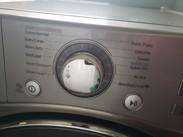 LG dryer in Washers & Dryers in Trenton - Image 3