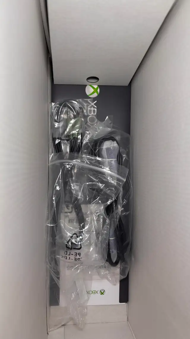 Xbox One X 1TB Battlefield Special Edition / Gold Rush – Excelle in XBOX One in Kingston - Image 10