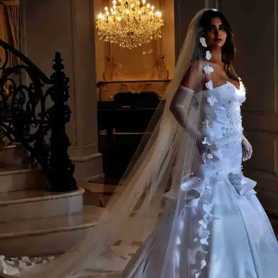 Brand New Luxury Designer Dress – Ava Élité – Size 8 This stunning couture piece by Ava Élité is bra...