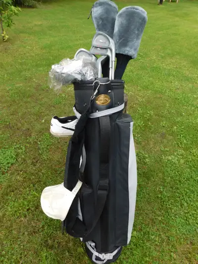 For Sale Set of Right Hand Golf Clubs, View more