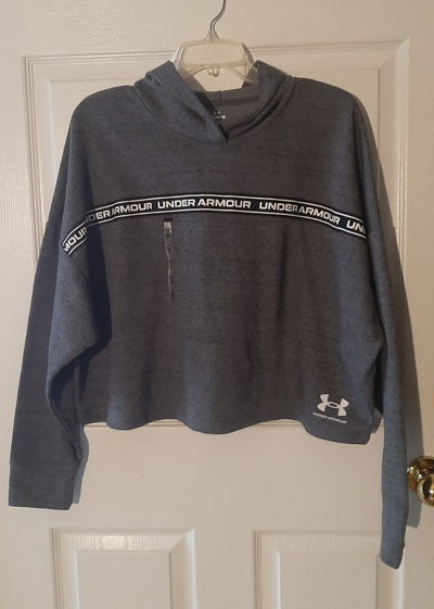 New Under Armour Loose Fit Crop Hoodie Size Medium, View more