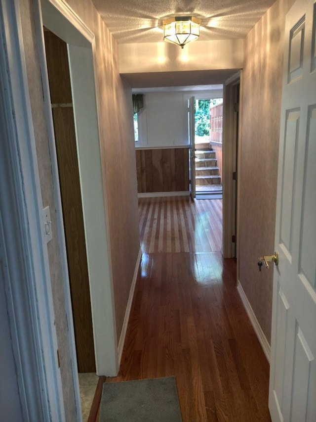 1000 FULLY FURNISHED SHARED STUDIO APARTMENT. FEMALE ONLY!! Room