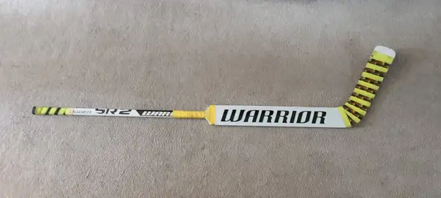 Warrior Goalie stick in Hockey in Ottawa - Image 4