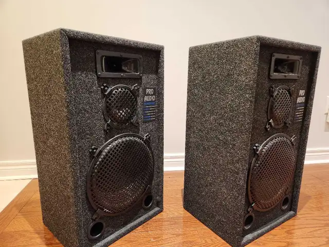 Pair of DJ Speakers - ProAudio Studio Monitors in Speakers in Markham / York Region - Image 3