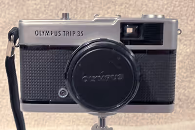 Olympus Trip 35 35mm point & shoot film camera in excellent working condition.