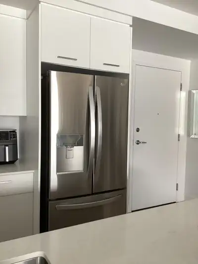 Réfrigérateur LG 30 pouces, View more