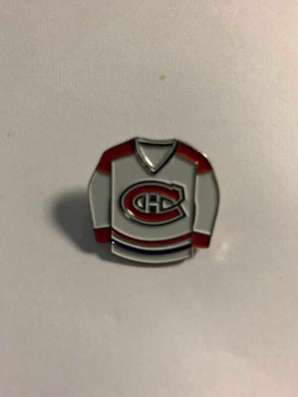 NHL Montreal Canadians Habs Lapel Pin (Vintage) Hockey 2.5X2.5CM dans Art et objets de collection  à Longueuil/Rive Sud