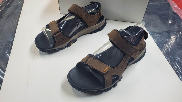 TIMBERLAND LINCOLN PEAK LEATHER SPORT SANDALS BRAND NEW SIZE 8+ dans Chaussures pour hommes  à Ville de Montréal - Image 2