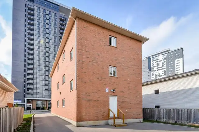 Student Rentals for September  (All-Inclusive,Close to UW ,WLU) in Long Term Rentals in Kitchener / Waterloo - Image 16