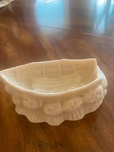 BELLICK BONE CHINA BOAT ON WATER, View more