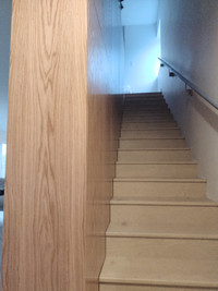 Hardwood Stair Installer Available for Side Work