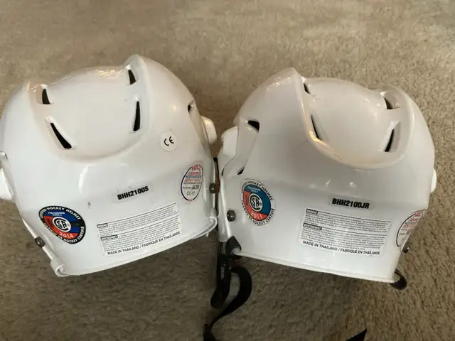 Bauer Hockey Helmets in Hockey in Peterborough - Image 3