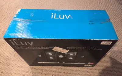 Système audio iLuv i9200BLK 4 CD/MP3-CD Hi-Fi Audio System iPod, View more