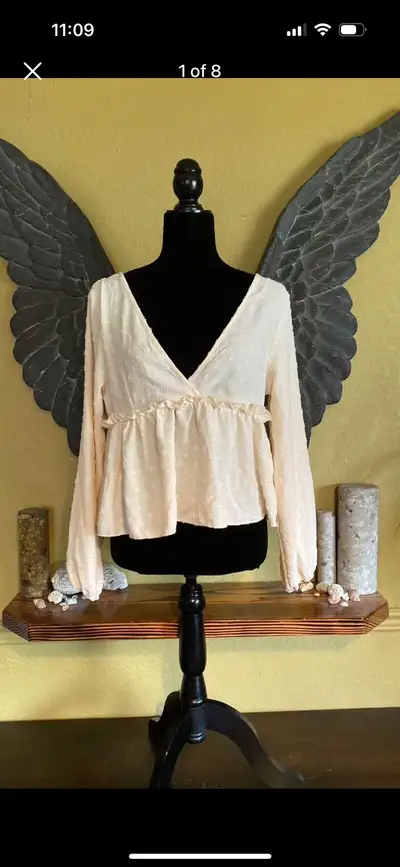 Shein Cropped Long sleeve V-neck Shirt, View more