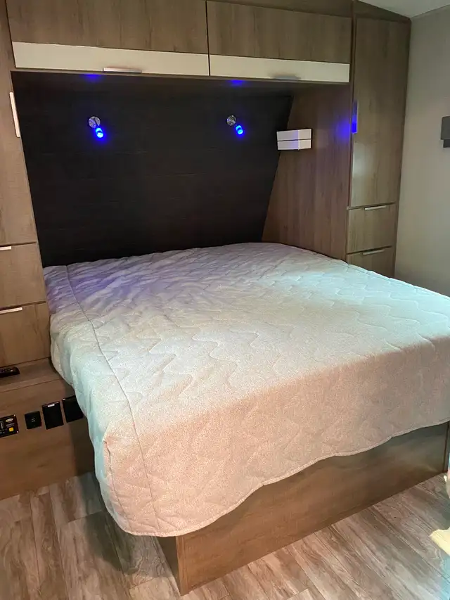 2021 Grand Design Imagine 2600RBath RV in Travel Trailers & Campers in Delta/Surrey/Langley - Image 9