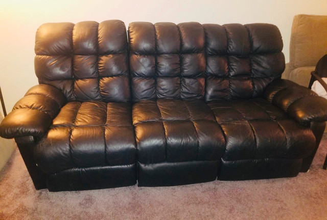 3 Seat Reclining Couch in Couches & Futons in Grande Prairie