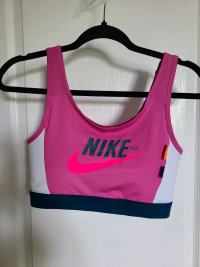Nike sports bra-size large new without tags