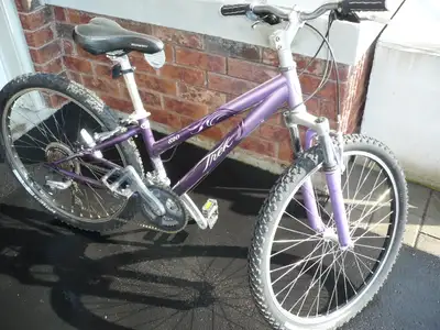Trek womens bike xs frame, View more