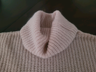 NEW Samuel & Co. Cropped Sweater. Size L. Loose Fit. Italy., View more