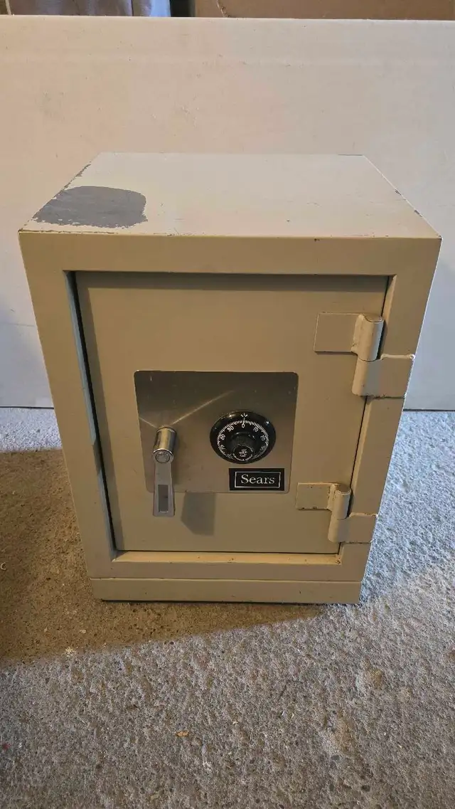 fire resistant safe 