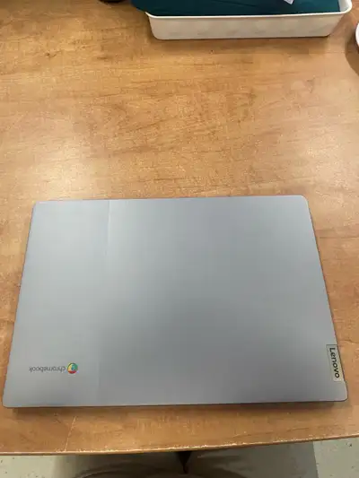 Lenovo Chromebook 15” + pochette Bugatti +chargeur – Prêt pour é, View more