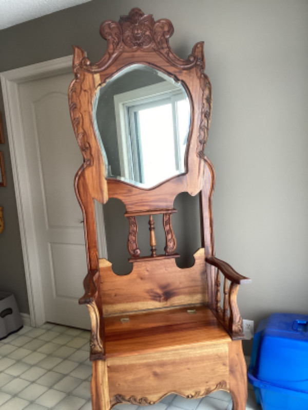 Antique halltree/bench in Other in Ottawa