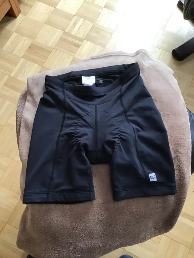 Cuissard pour vélo femme in Clothing, Shoes & Accessories in Lévis - Image 2