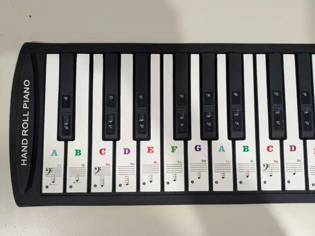 Piano roulé Donner 88 touches / 88-keys Roll up Donner keyboard in Pianos & Keyboards in City of Montréal - Image 4