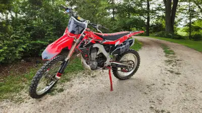 Hi I have a 2016 honda crf450r in good running condition. Selling because I don't use it anymore. I...