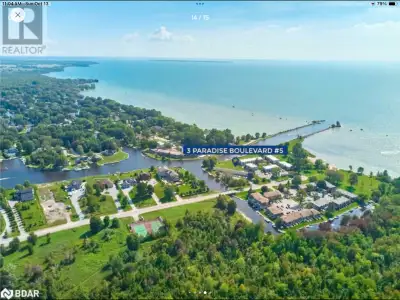 beautiful waterfront townhouse