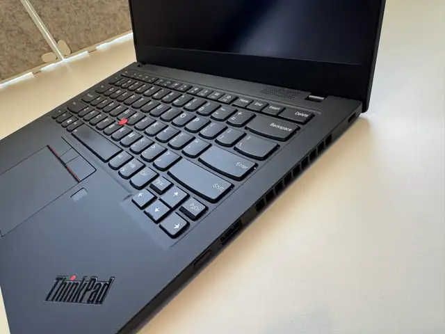 Special Deal – Lenovo ThinkPad X1 Carbon Gen 7  in Laptop Accessories in Markham / York Region - Image 6