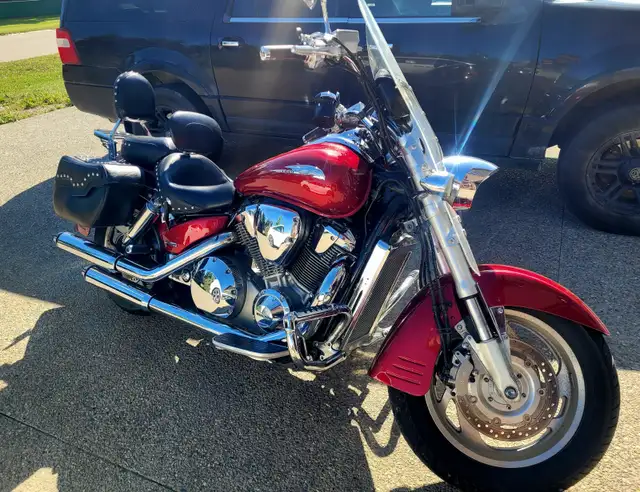 2002 Honda VTX 1800R - Low kms! in Street, Cruisers & Choppers in Lethbridge - Image 2