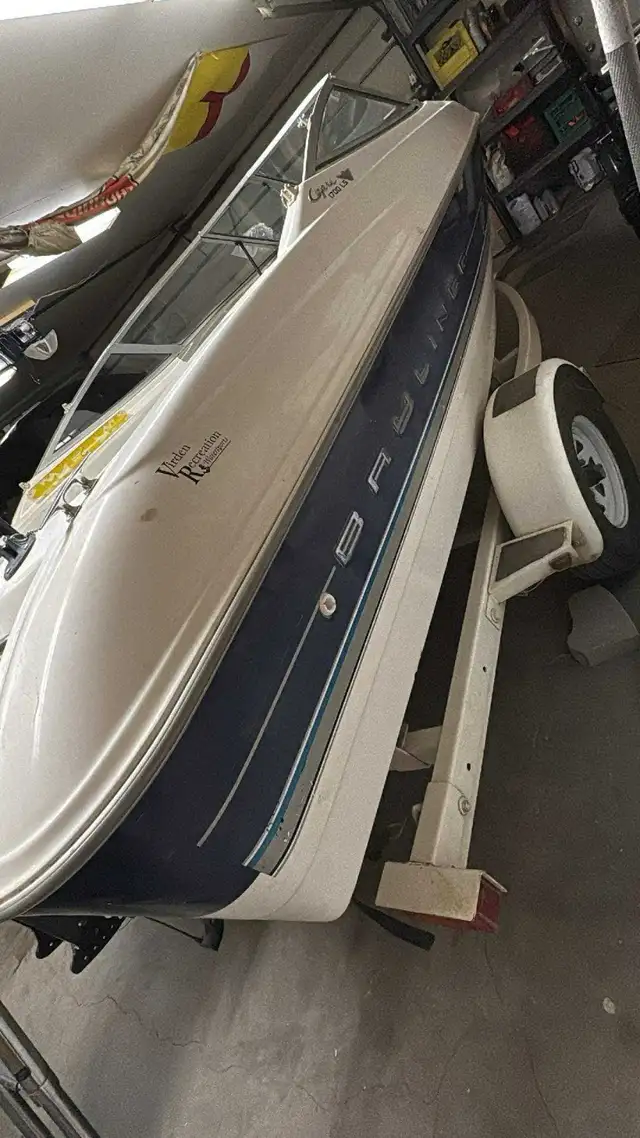 Bayliner for sale in Powerboats & Motorboats in Regina - Image 9