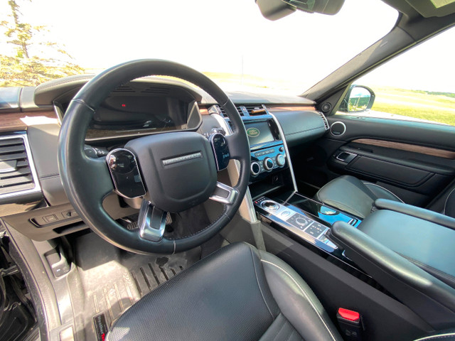 2020 Land Rover Discovery HSE in Cars & Trucks in Calgary - Image 3