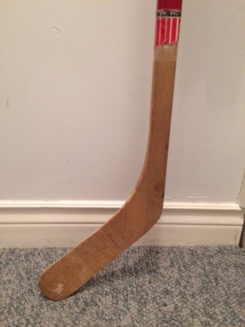 Vintage Wooden Hockey Sticks (Right Handed Blade) in Hockey in City of Toronto - Image 3