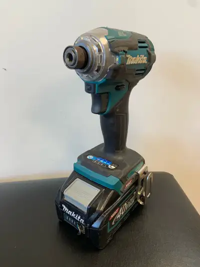 1/4” Makita Impact w/ 4.0 Battery, View more
