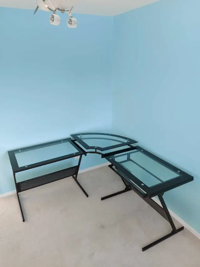 Corner Glass Desk62863282034433127