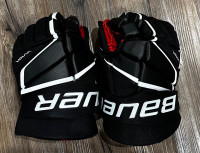 Bauer Vapor 3X senior hockey gloves 