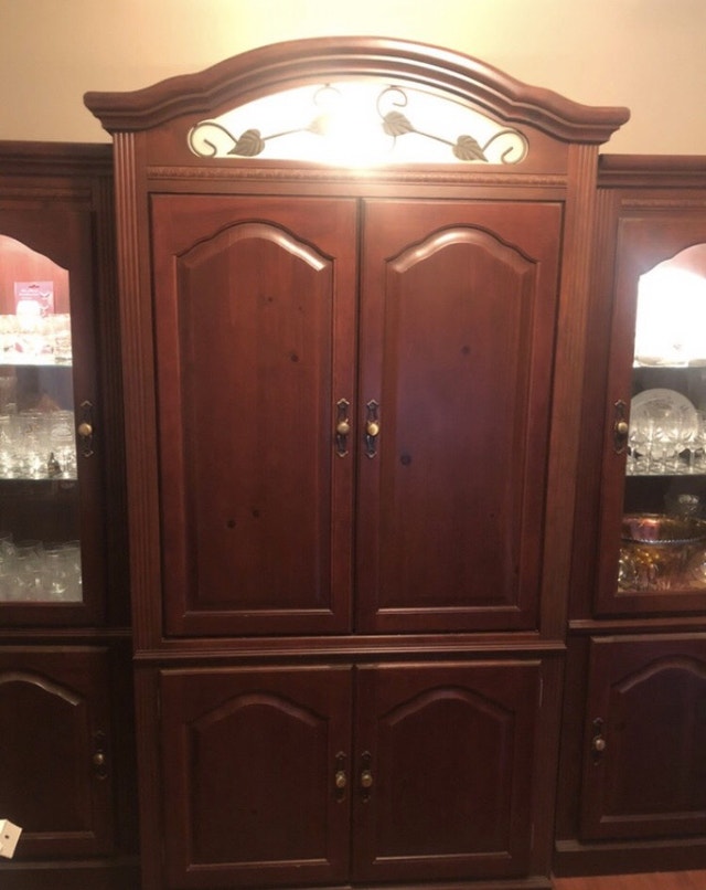 Buffet/Hutch display Hutches & Display Kitchener