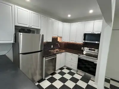 145-4 Montreal Road