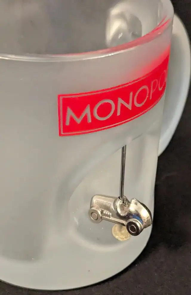 Vtg Frosted Glass Monopoly Collectible Coffee Mug w/3D Race Car! in Arts & Collectibles in London - Image 11