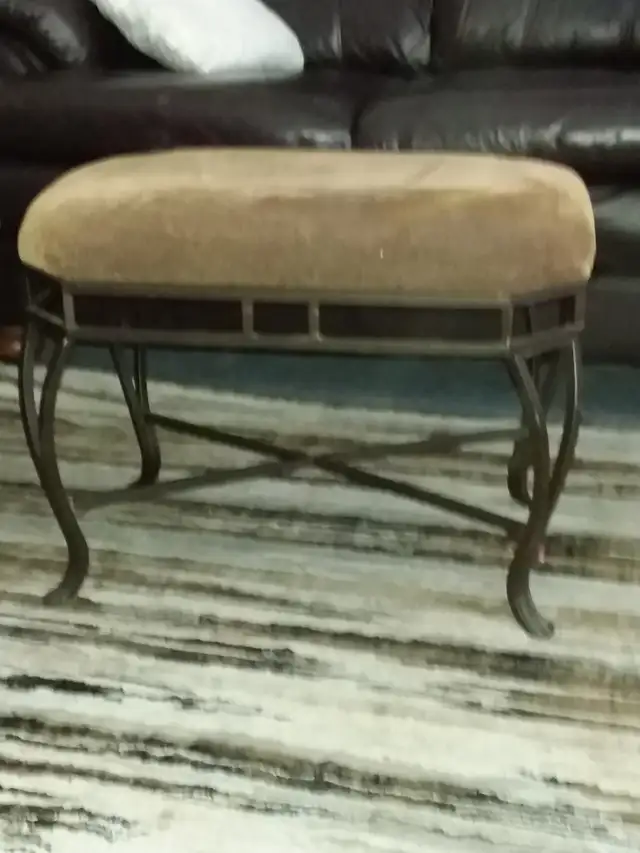 Bench for sale $30 in Other in Bedford - Image 4