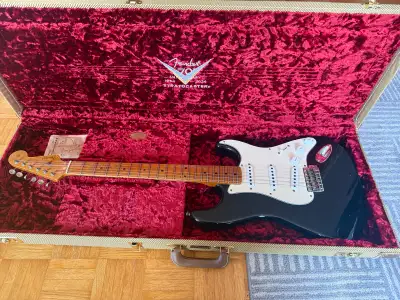 1954 Customshop Fender Stratocaster limited edition, View more