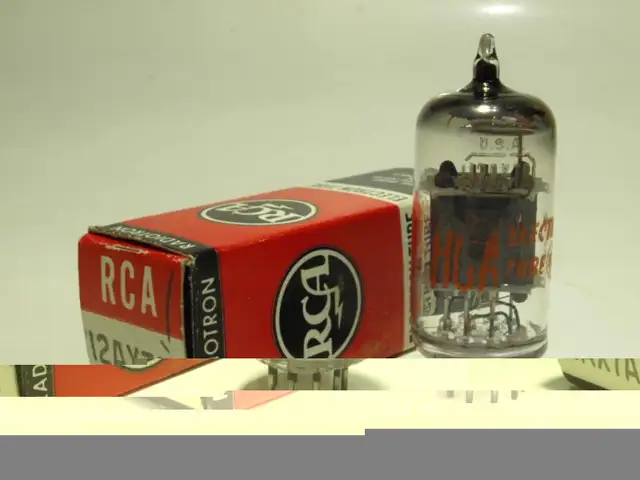 1960's NOS RCA 12AY7 / 12AT7 / 12AU7 / 12AX7 TUBES in Other in City of Toronto - Image 6