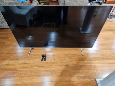 Samsung 75" 4K QLED TV (Q6FN), View more