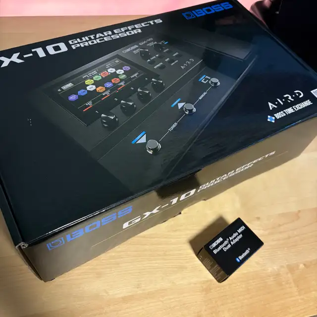 Boss GX-10 w/ Bluetooth Adapter in Amps & Pedals in Kingston - Image 4