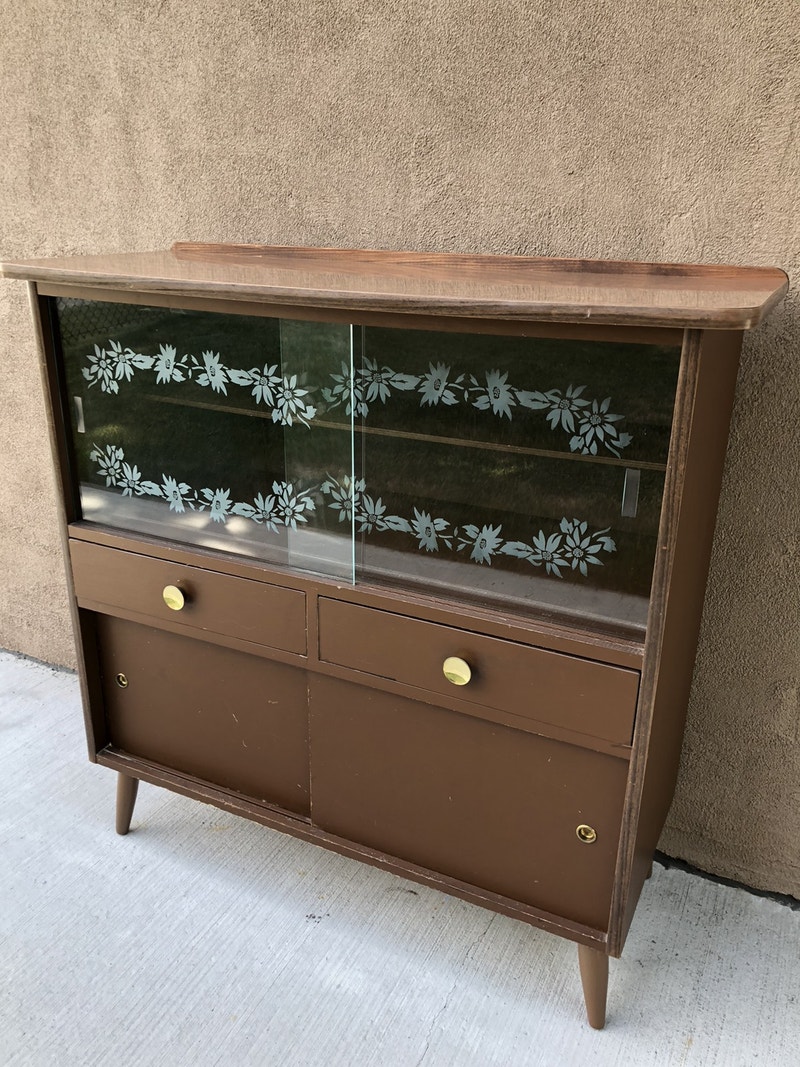 Mid Century Display Hutches & Display Calgary Kijiji