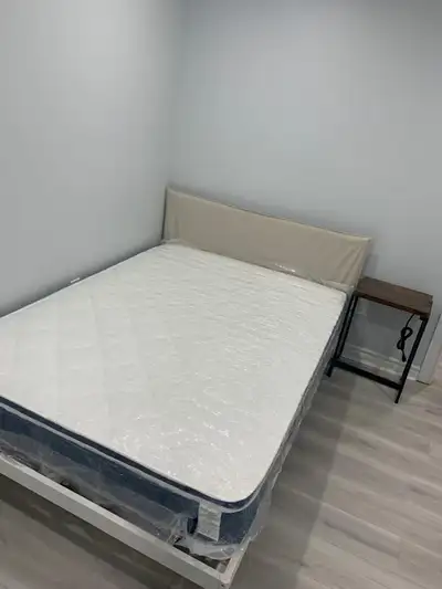 Alta vista furnished room for rent with all utilities /wifi included. Close to intersection of Heron...